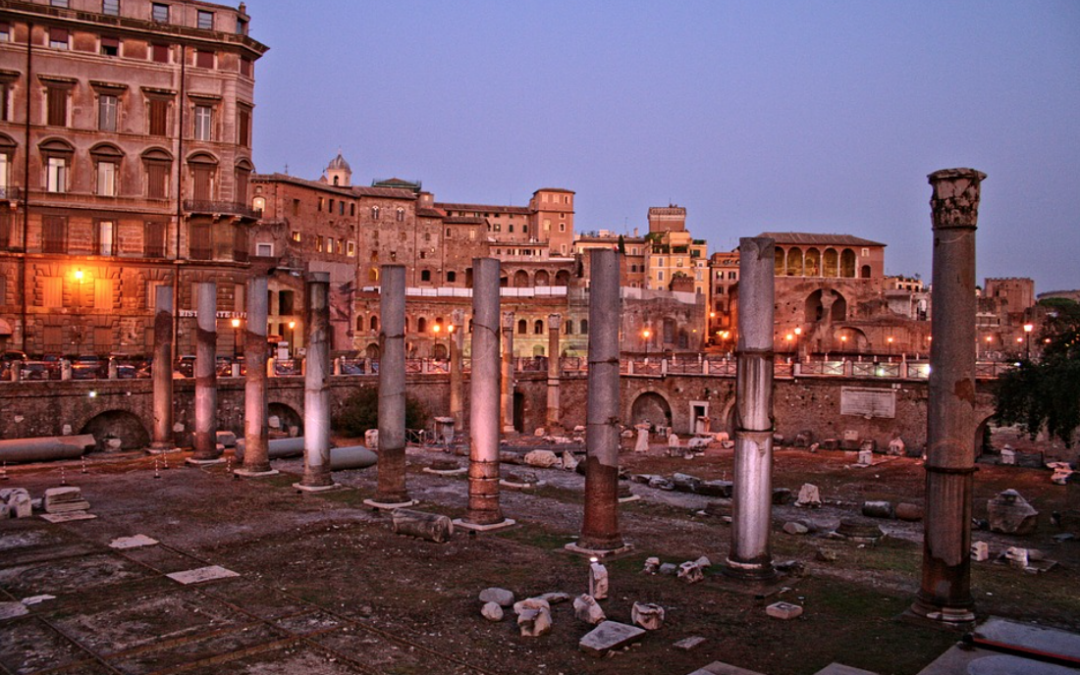 La Luna sul Foro Romano