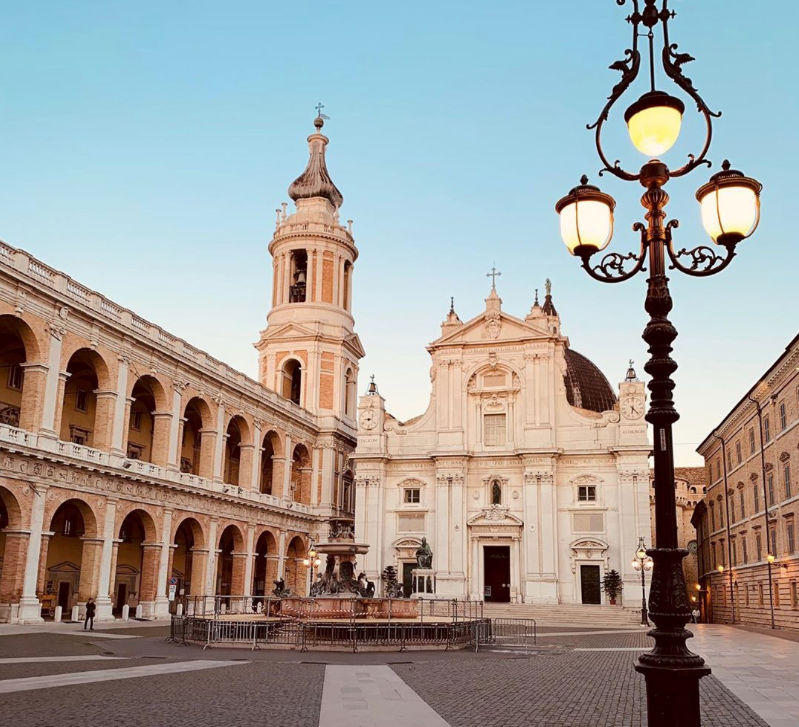 Basilica della Santa Casa a Loreto - photo by @darioiero