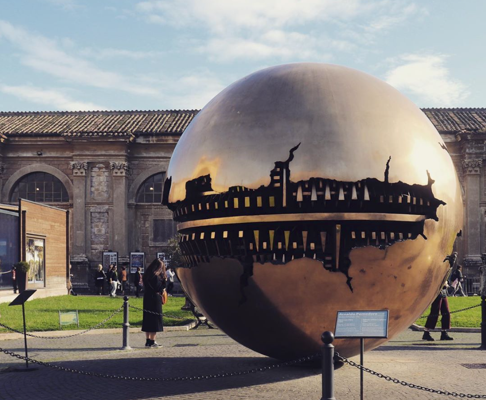 Arnaldo Pomodoro - photo by @ale_cata.95